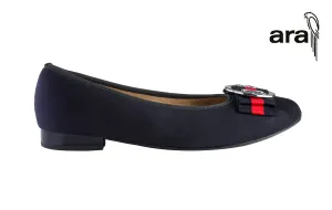 Ara Mia Navy