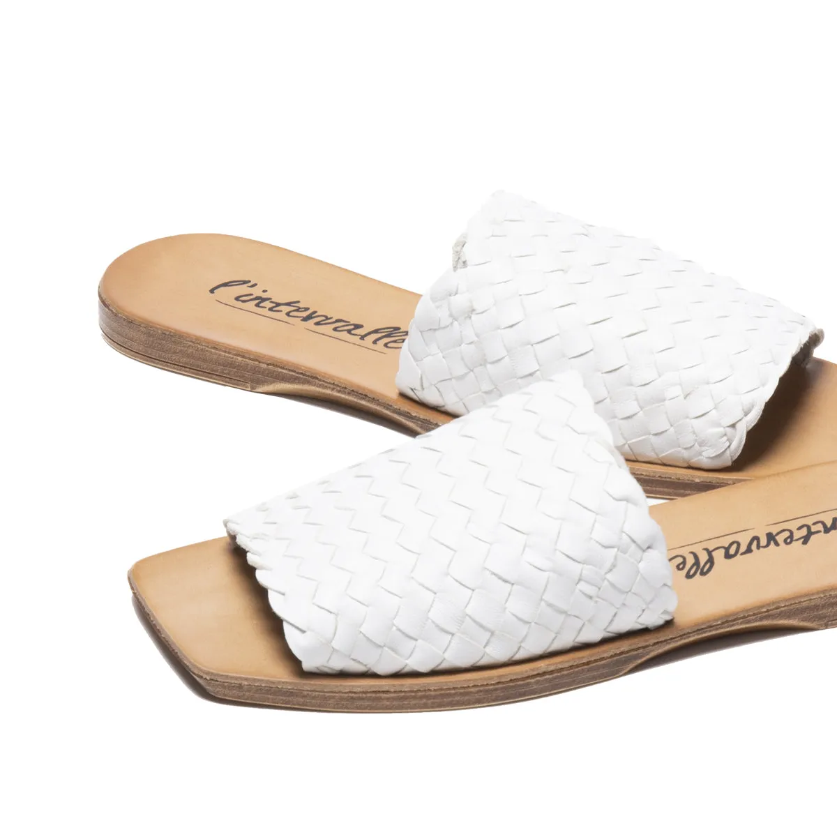 Eshe White Weave