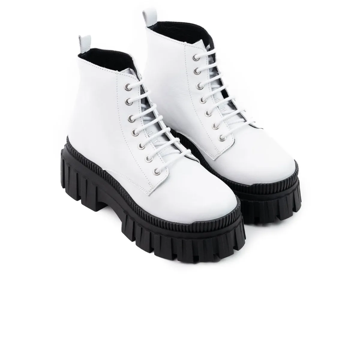 Hufflepuff White Leather