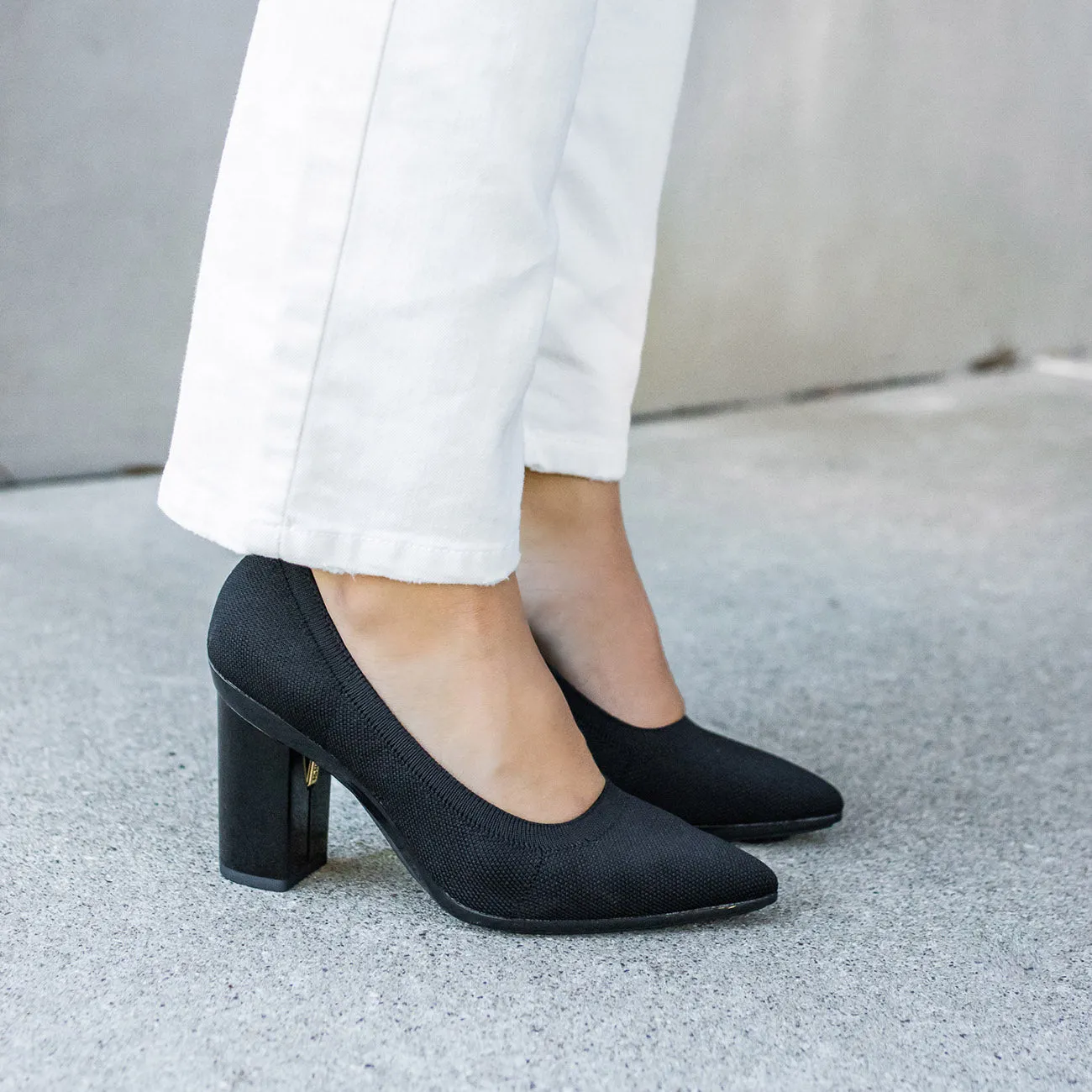 The Pump - Coal Knit   Block Heel Kit 4 Coal - FINAL SALE