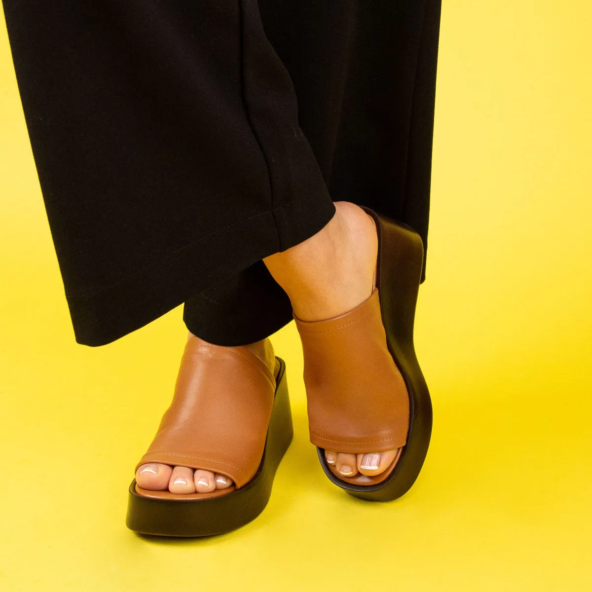 Tresor Tan Leather