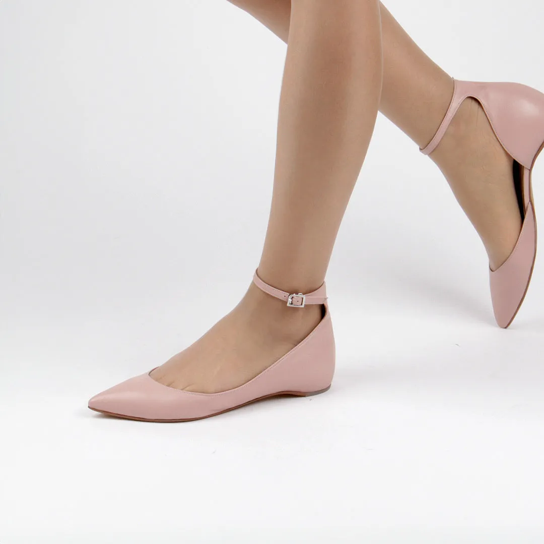 *UK size 13 - PINKUMI - black, 1.5cm heels