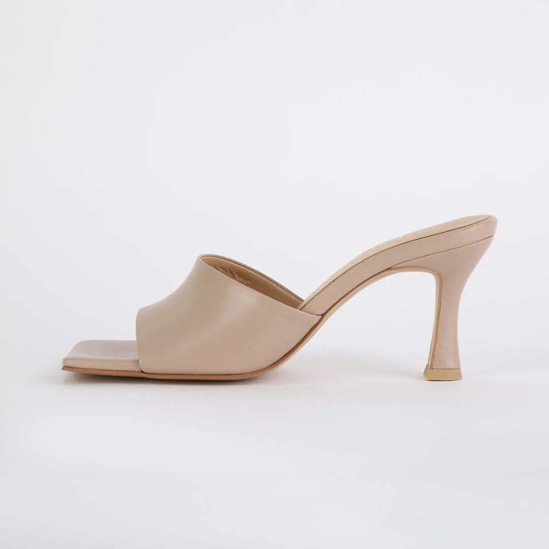 *UK size 2 - ESTOI - white, 6cm heels