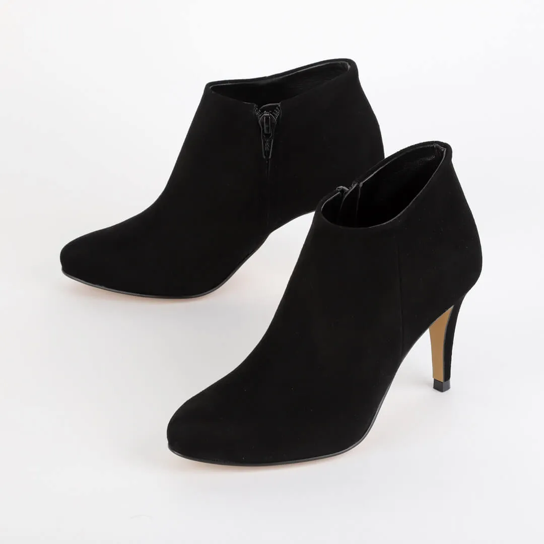 *UK size 2 - KANE - black suede, 8cm heels